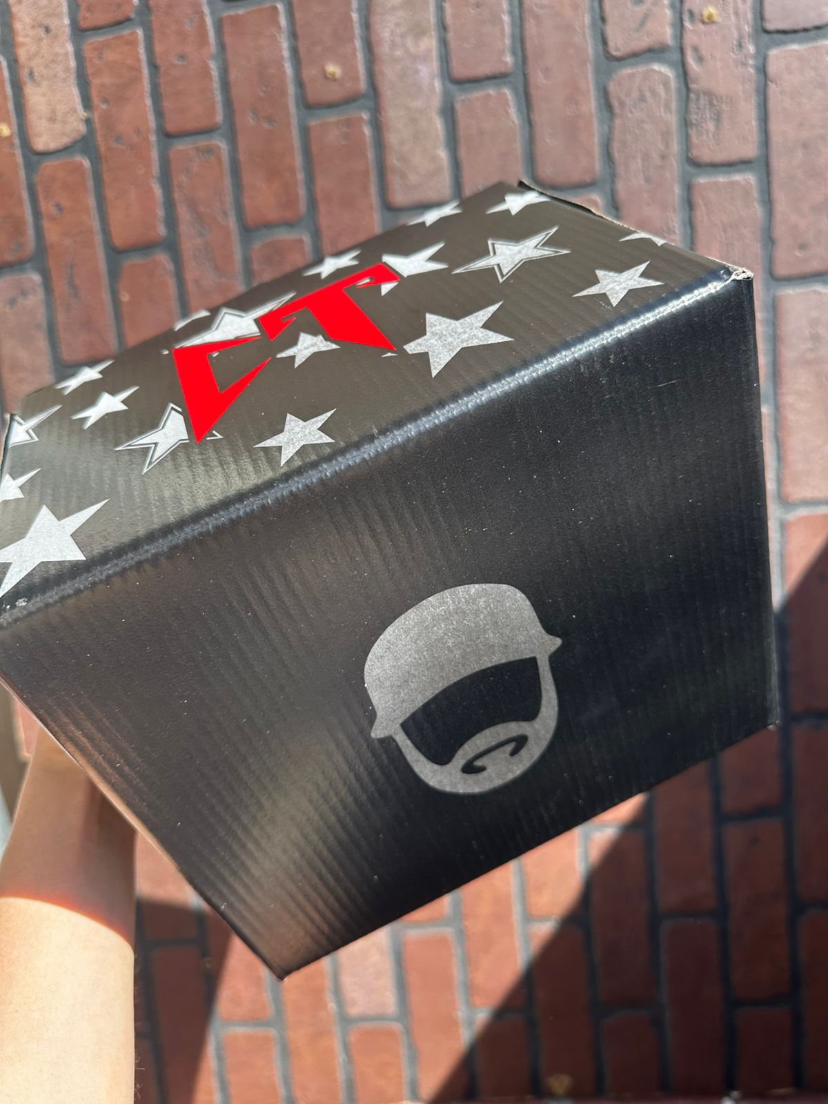 CAJA PARA GORRA BARBAS HATS