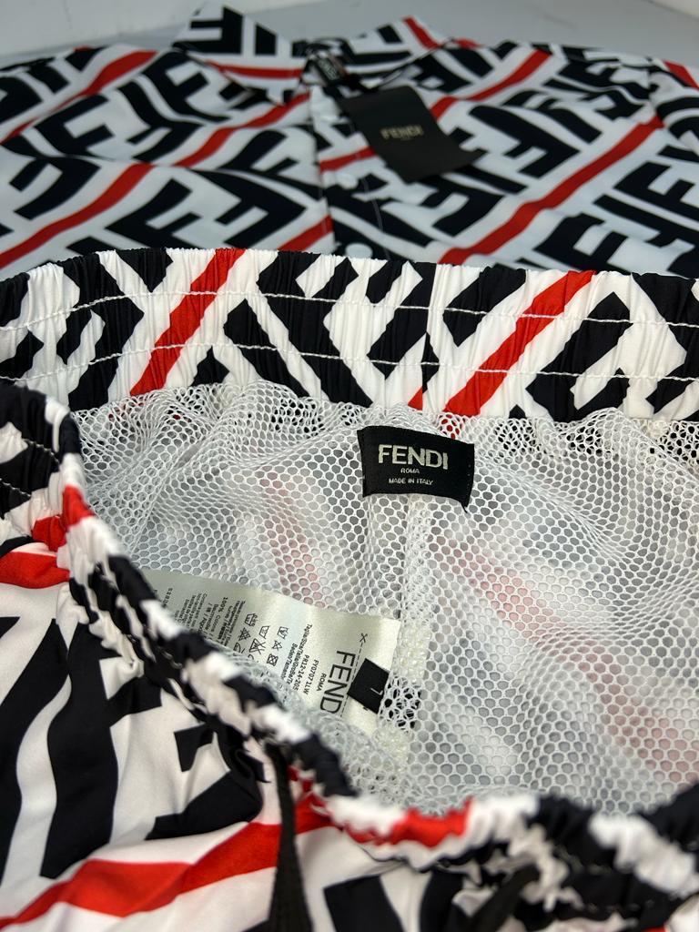 CONJUNTO SHORT Y CAMISA FENDI